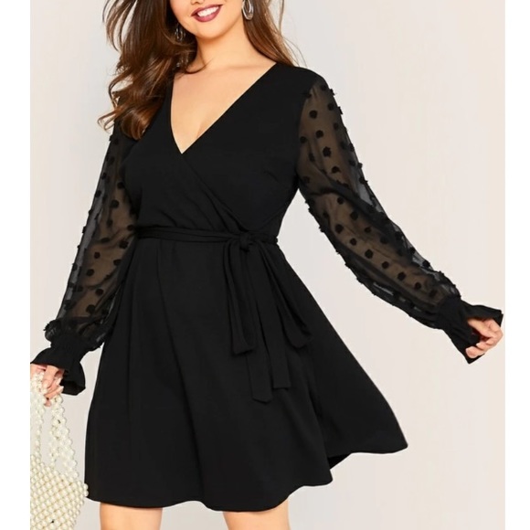 Black plus size swiss dot dress - Picture 1 of 5